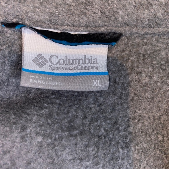 Columbia Gray Fleece Zip up Jacket 2 zip pockets Excellent Condition - Picture 4 of 6
